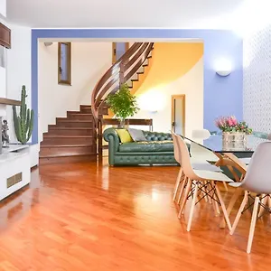 Guest house Flatmilan, Cernusco Sul Naviglio